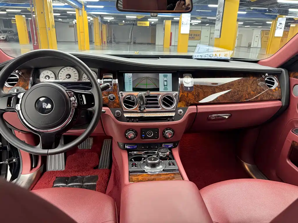 Rolls-Royce Ghost — миниатюра 5