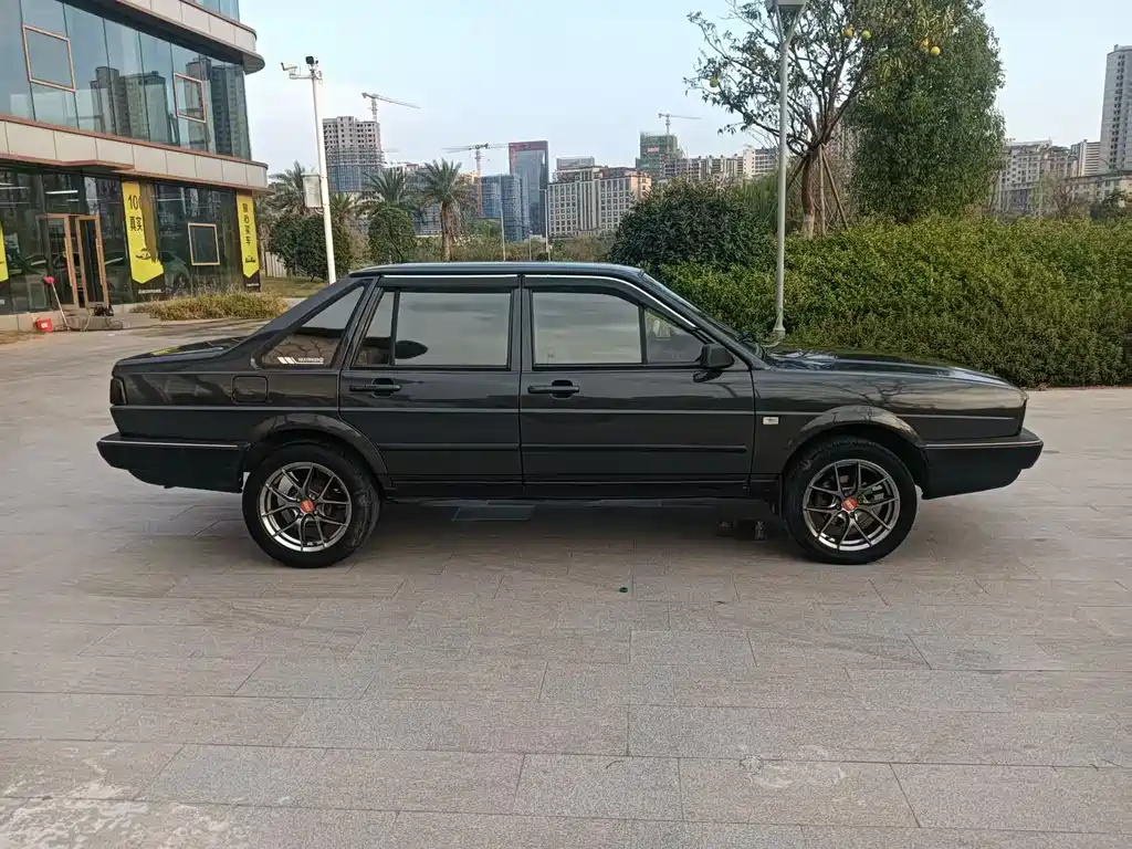 Volkswagen Santana Classic — миниатюра 10