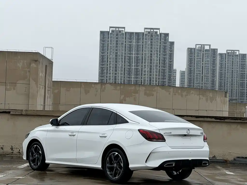 MG MG5 — миниатюра 7