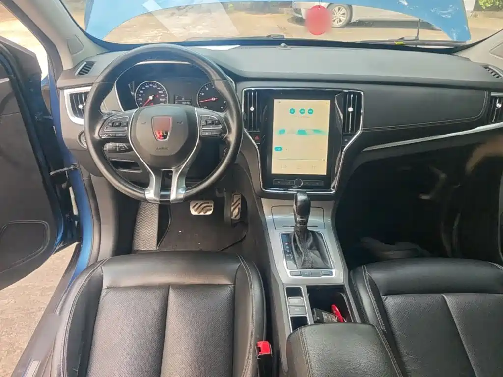 Roewe RX5 — миниатюра 10