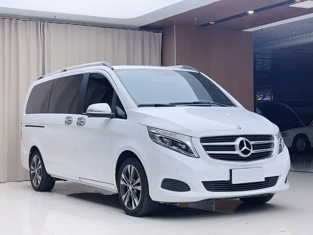 Mercedes-Benz V-Class — миниатюра 2