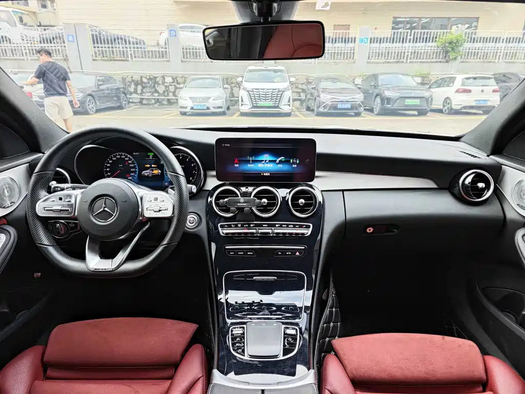 Mercedes-Benz C-Class — миниатюра 9