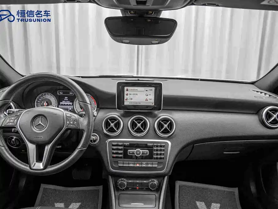 Mercedes-Benz A-Class (Import) — миниатюра 13