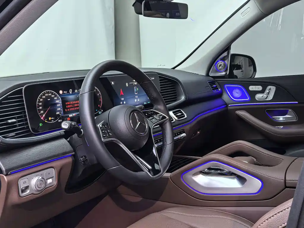 Mercedes-Benz GLE (Import) — миниатюра 11
