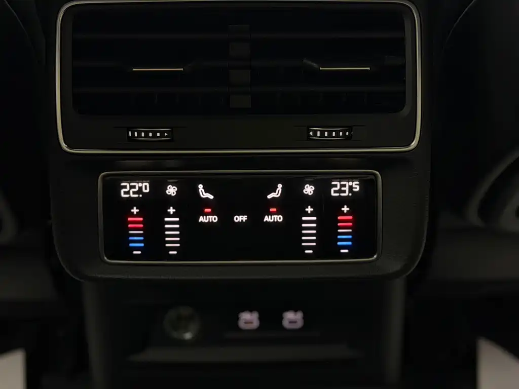 Audi Q8 — миниатюра 18