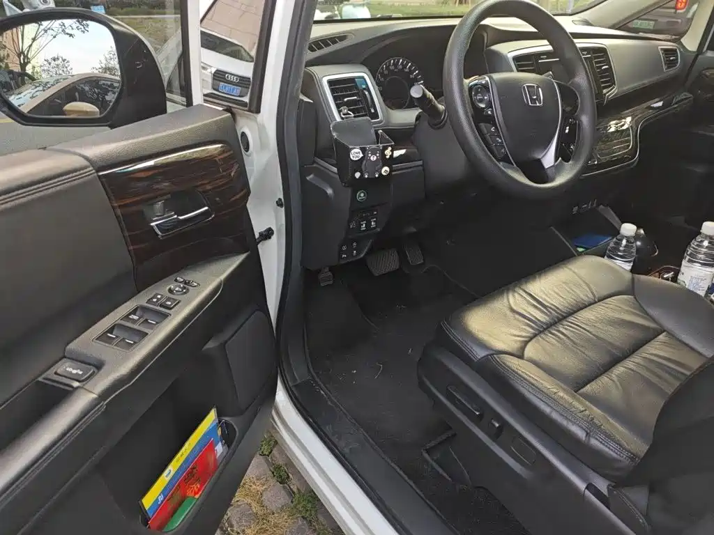 Honda Odyssey — миниатюра 14