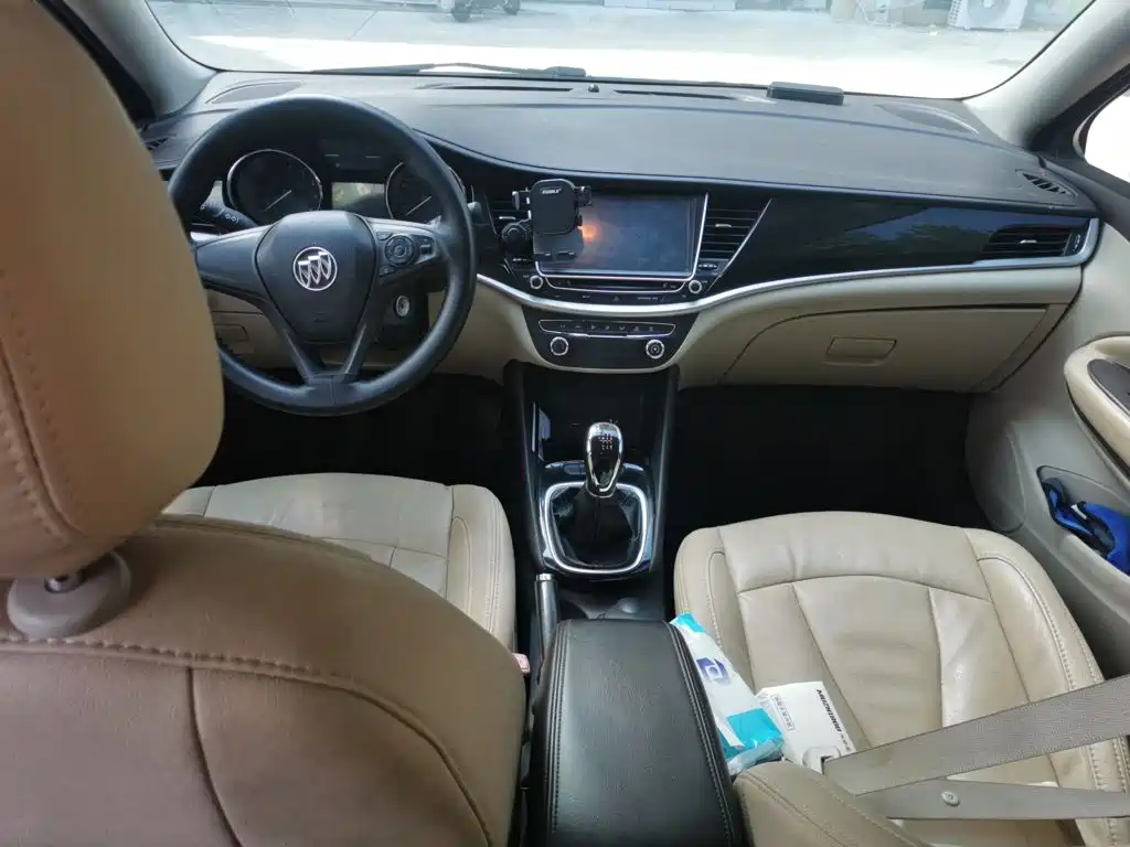 Buick Verano — миниатюра 10