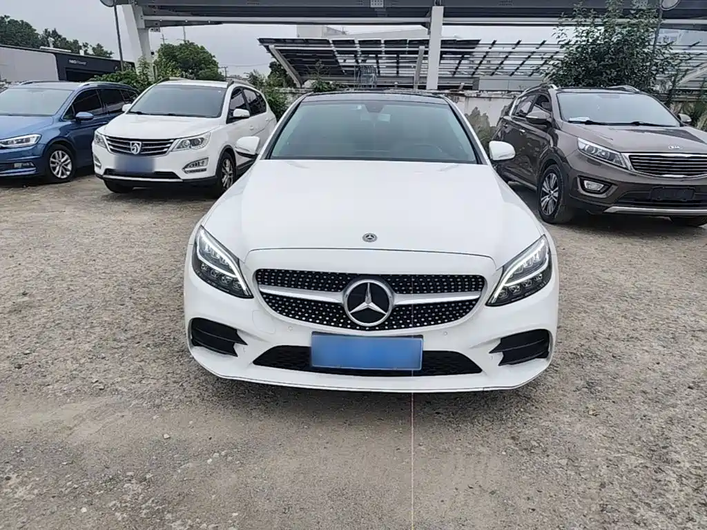 Mercedes-Benz C-Class — миниатюра 3