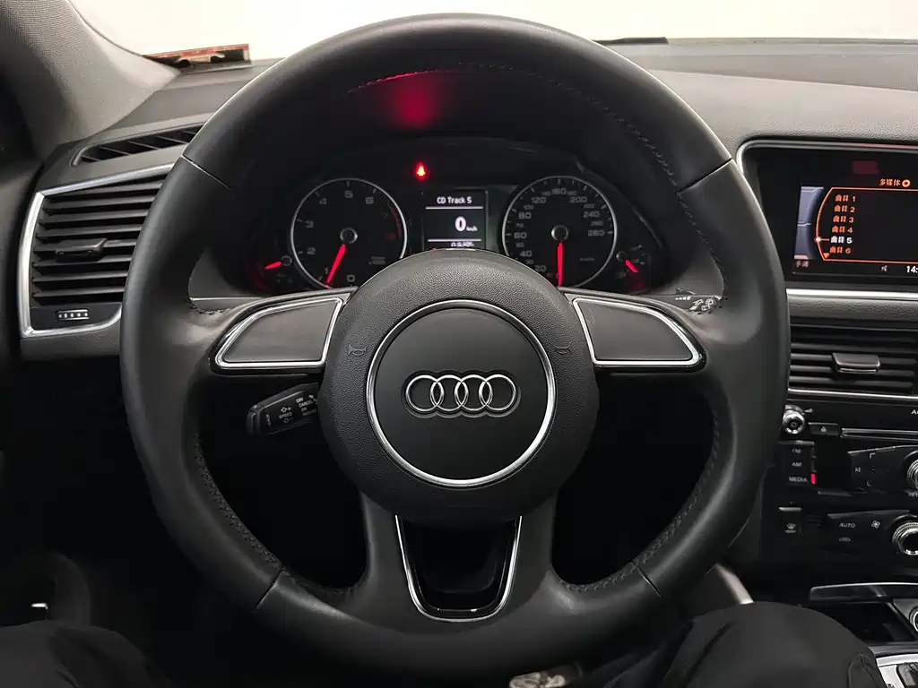 Audi Q5 — миниатюра 8