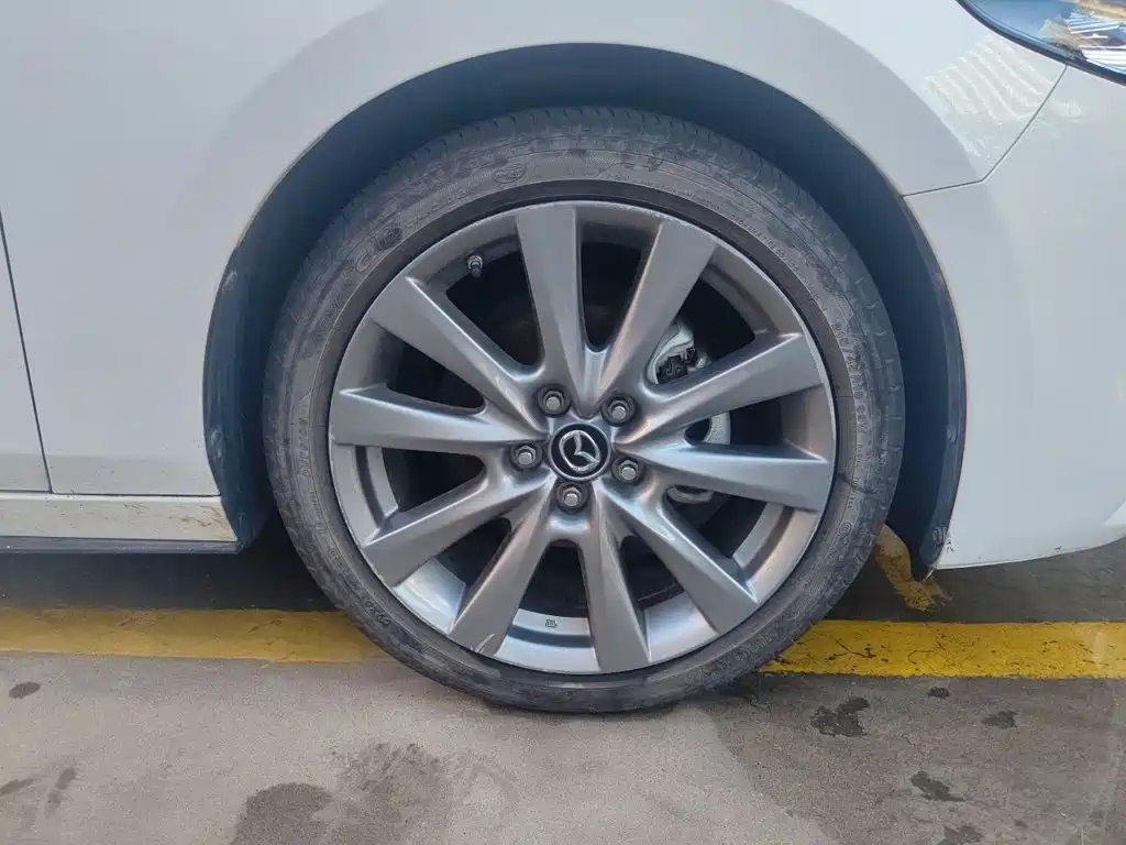 Mazda 3 Axela — миниатюра 8