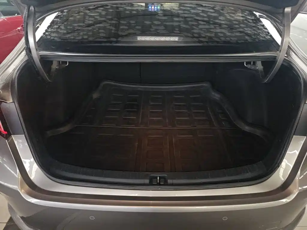 Toyota Allion — миниатюра 19