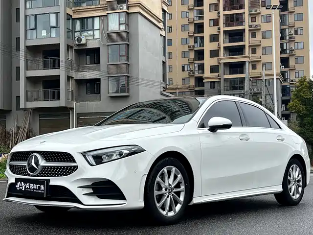 MERCEDES-BENZ A CLASS