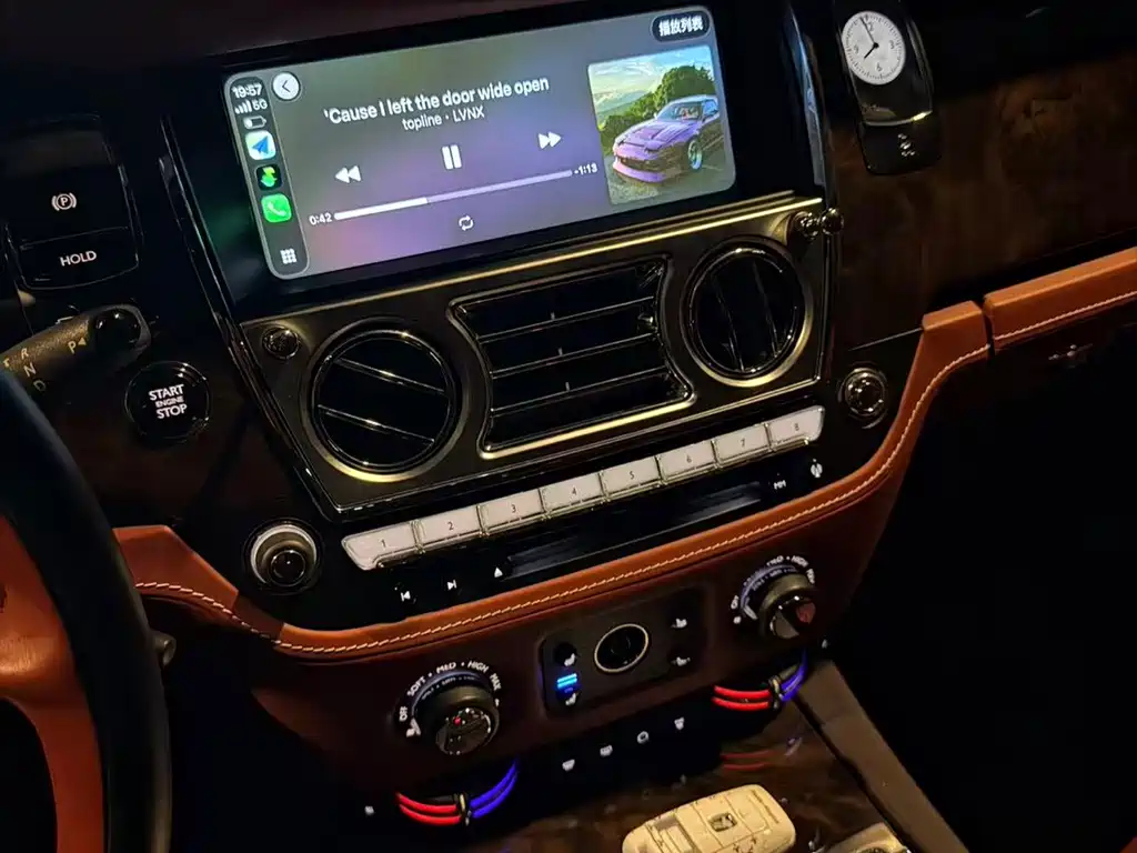 Rolls-Royce Ghost — миниатюра 5