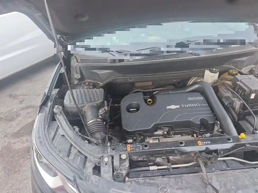 Chevrolet Equinox — миниатюра 20