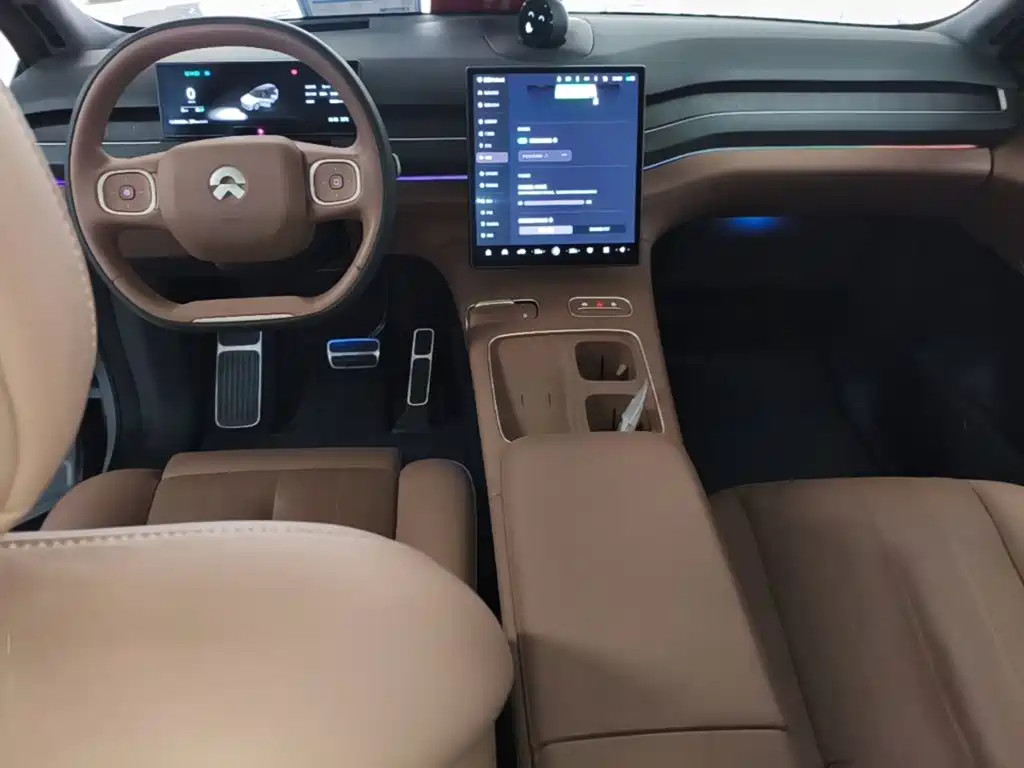NIO ES8 — миниатюра 10
