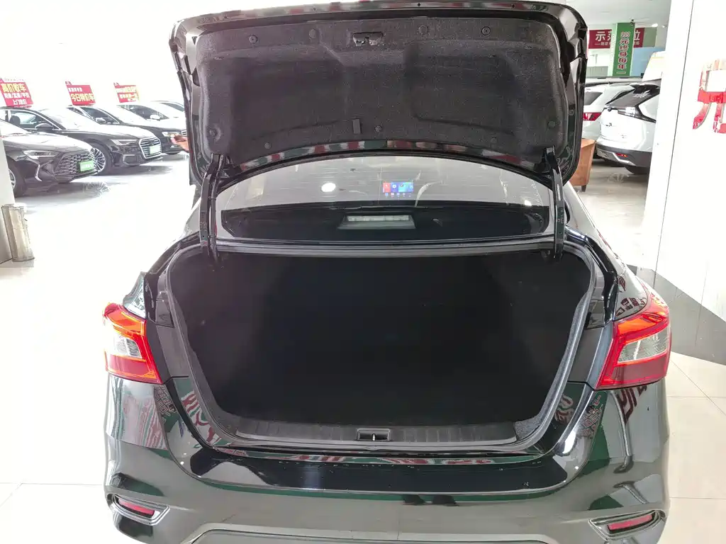 Nissan Sylphy — миниатюра 14