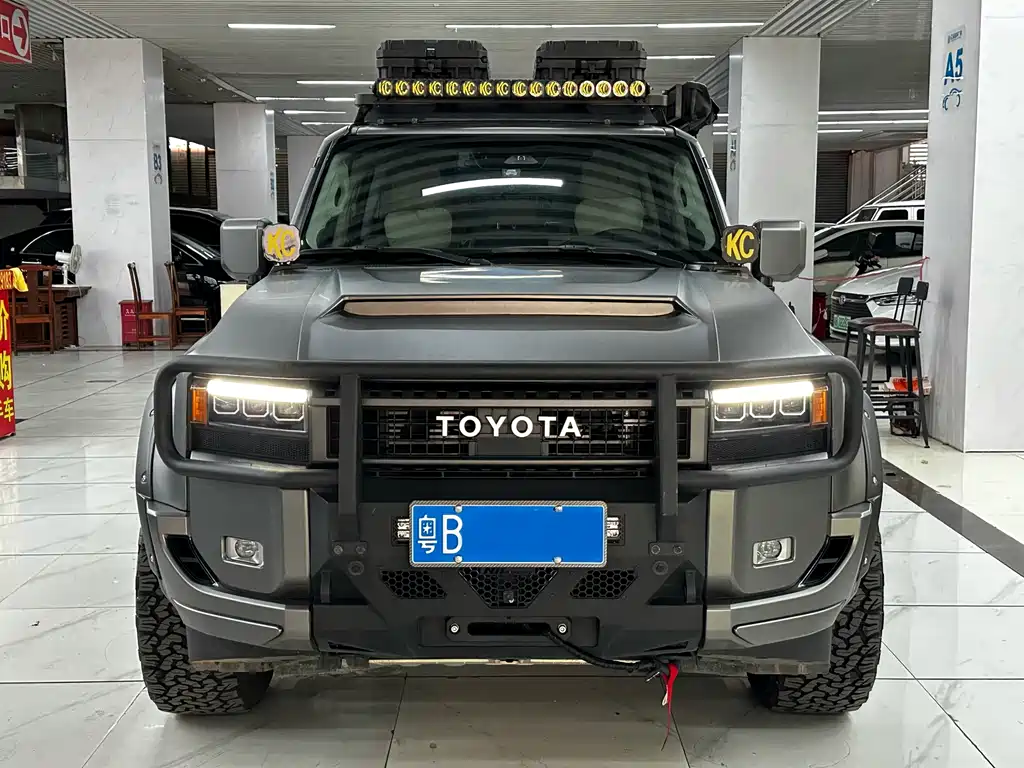 Toyota Prado — миниатюра 2