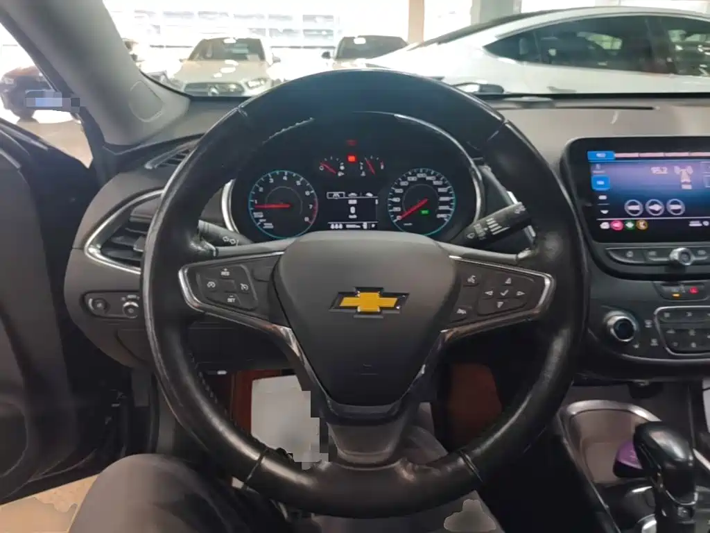 Chevrolet Malibu XL — миниатюра 11