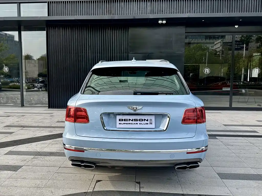 Bentley Bentayga — миниатюра 5