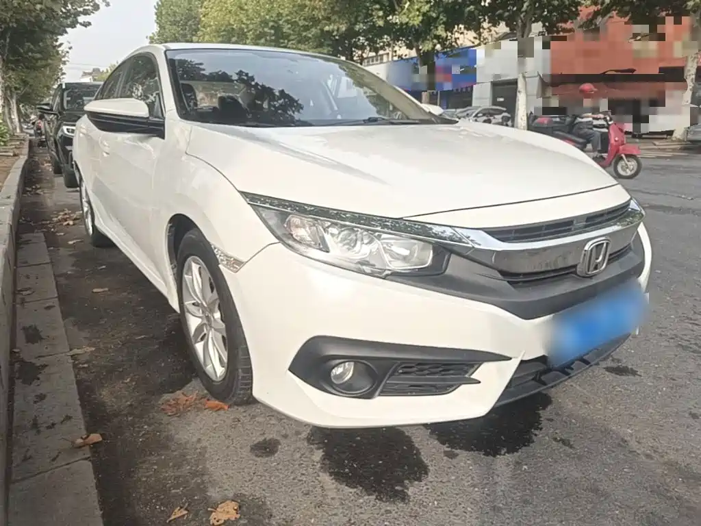 Honda Civic — миниатюра 4