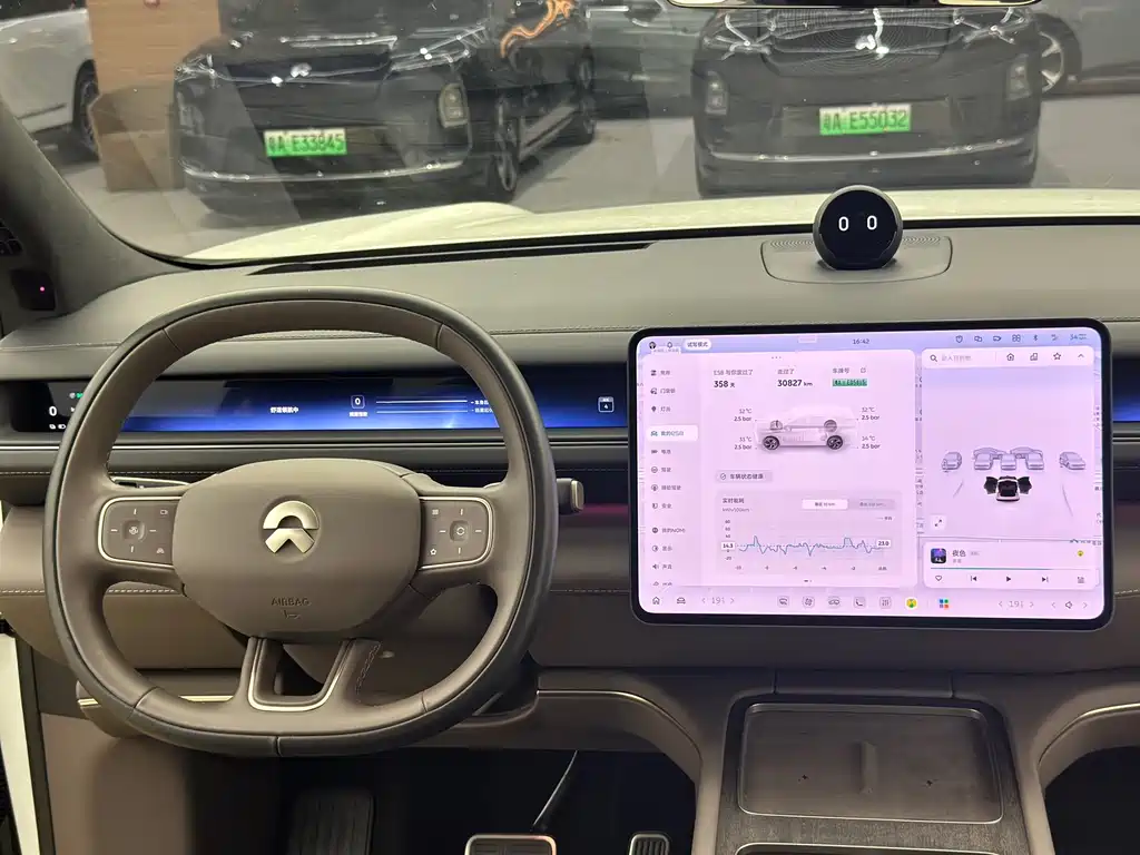 NIO ES8 — миниатюра 14