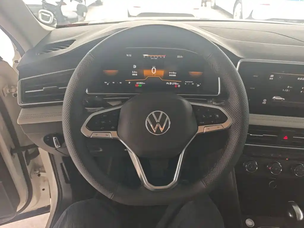 Volkswagen Tiguan L — миниатюра 11