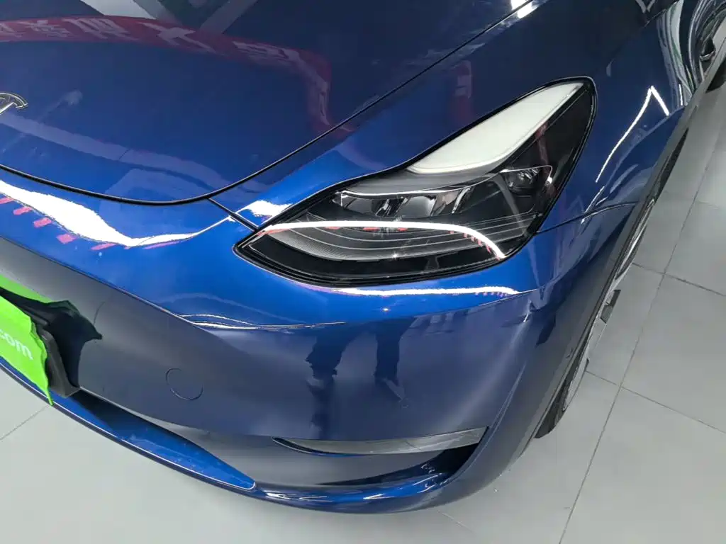 Tesla Model Y 2021 — фото 24
