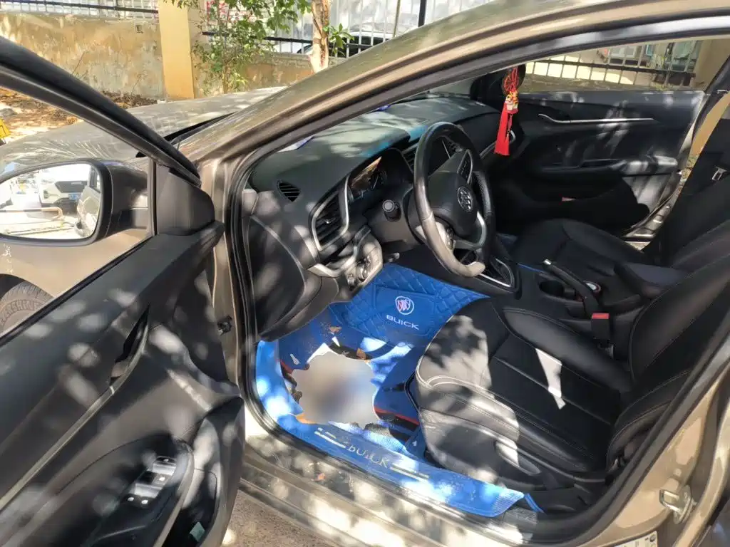 Buick Excelle — миниатюра 12