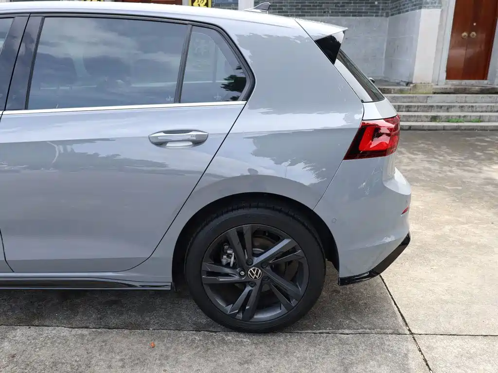 Volkswagen Golf — миниатюра 19