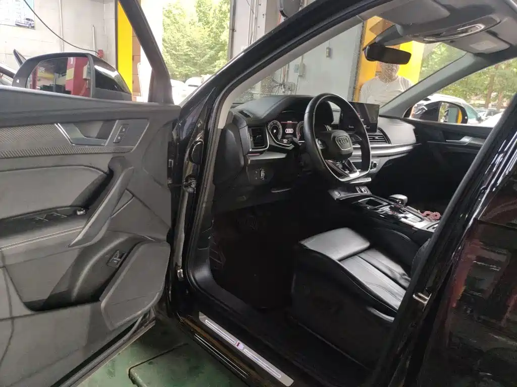 Audi Q5L — миниатюра 14