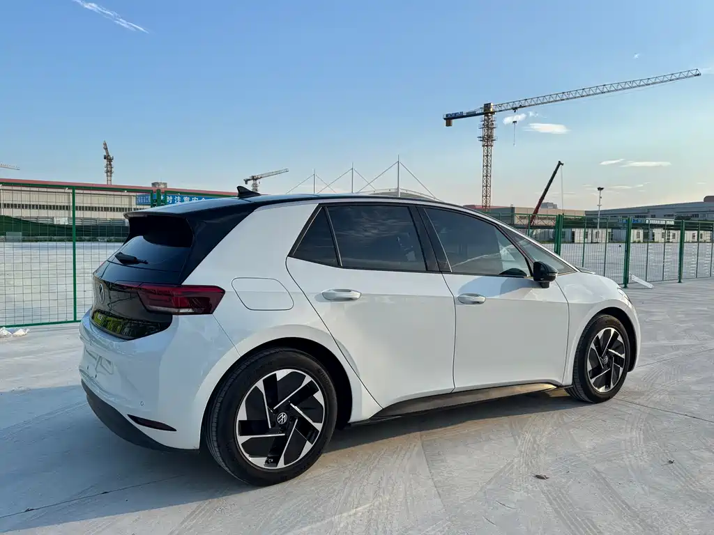 Volkswagen ID.3 — миниатюра 6