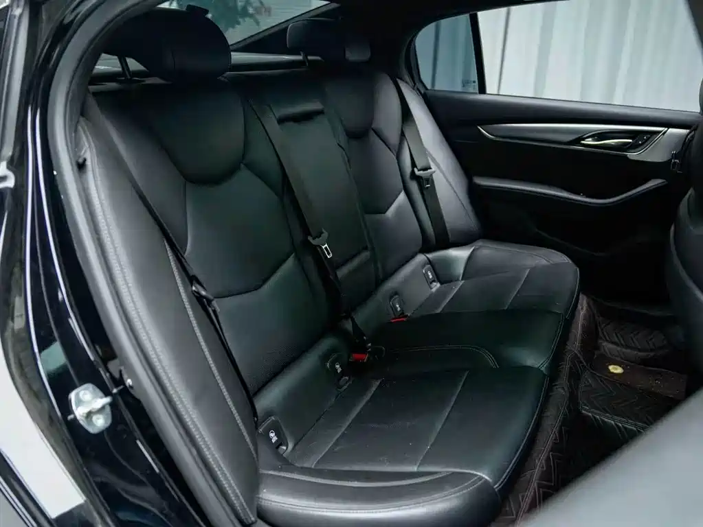 Cadillac CT5 — миниатюра 8