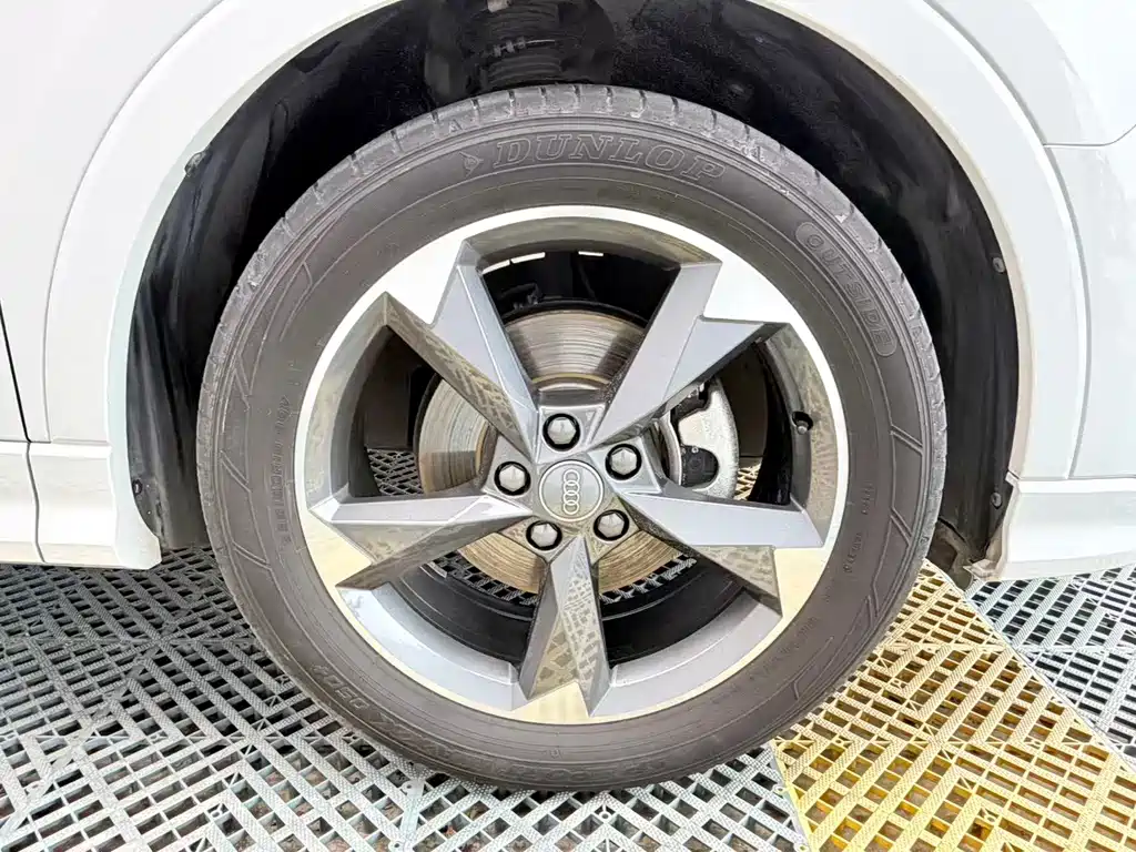 Audi Q3 — миниатюра 23