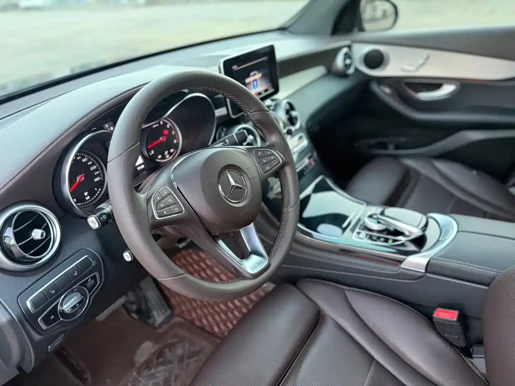 Mercedes-Benz GLC — миниатюра 6