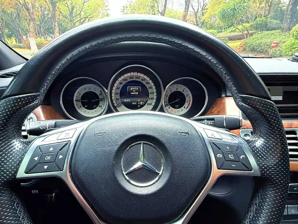 Mercedes-Benz CLS — миниатюра 17