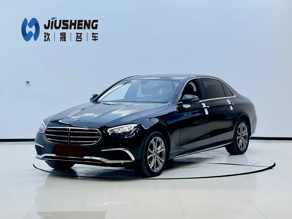 Mercedes-Benz E-Class 2024