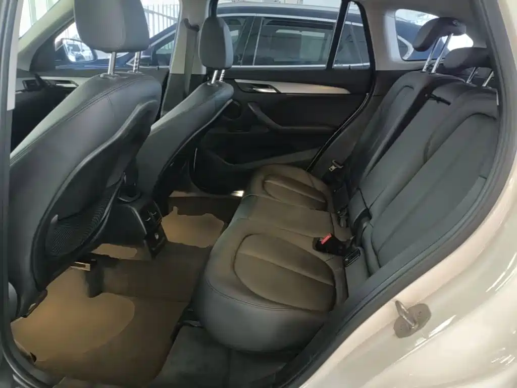 BMW X1 — миниатюра 17