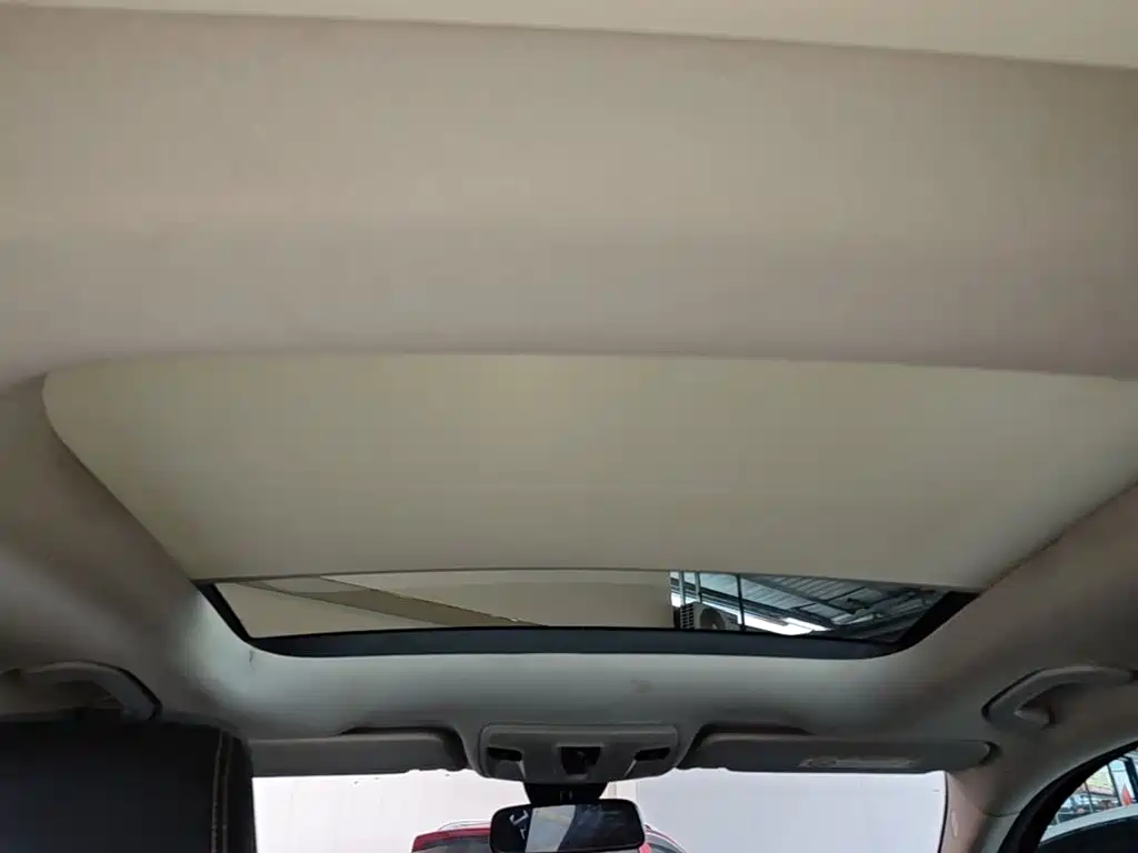 Mercedes-Benz GLA — миниатюра 18
