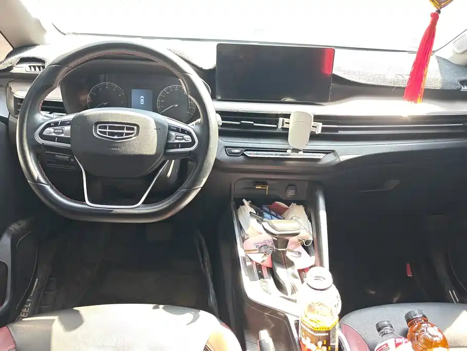 Geely Vision X3 — миниатюра 12