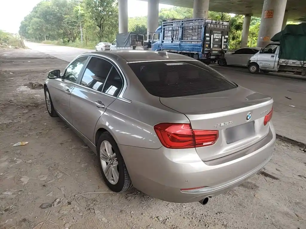 BMW 3 Series — миниатюра 5