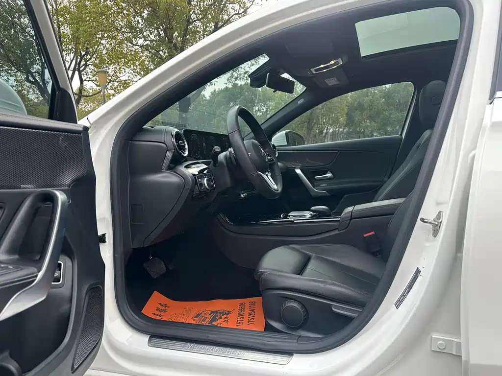 MERCEDES-BENZ A CLASS