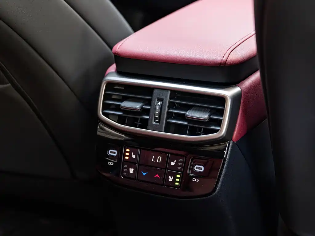 Lexus RX — миниатюра 21