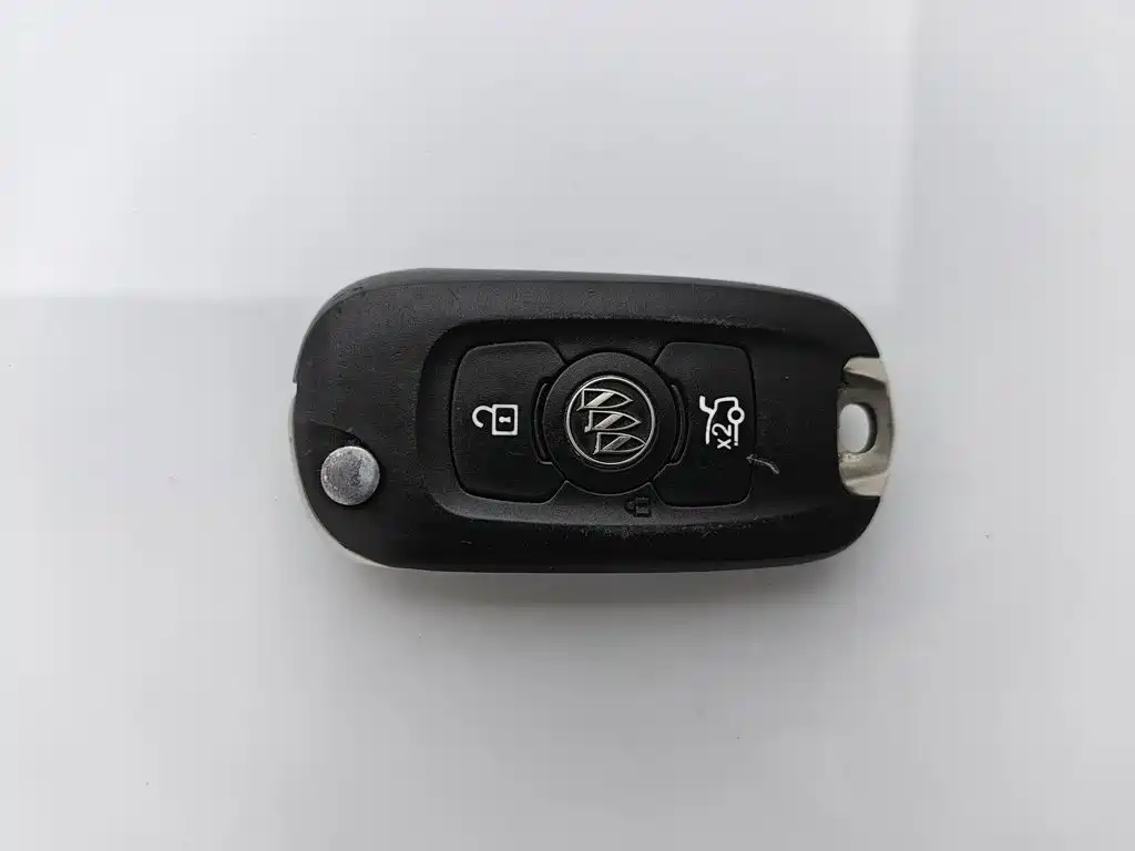 Buick Verano — миниатюра 19