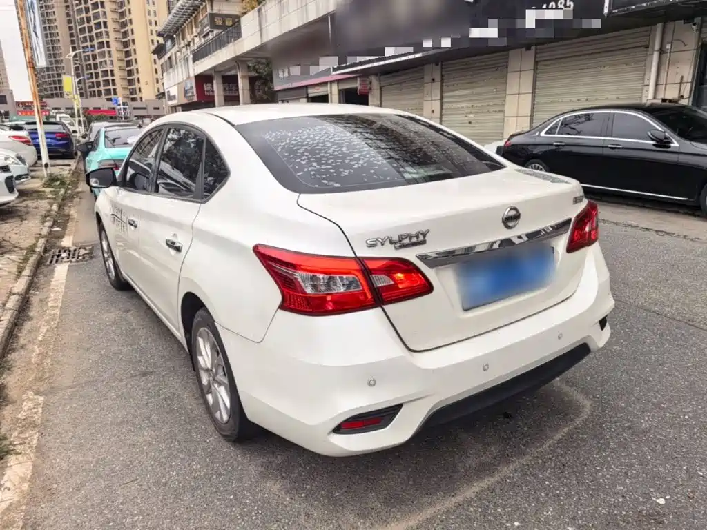 Nissan Sylphy — миниатюра 5