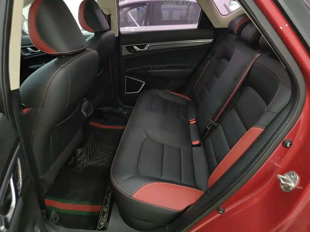 Geely Emgrand GS — миниатюра 17