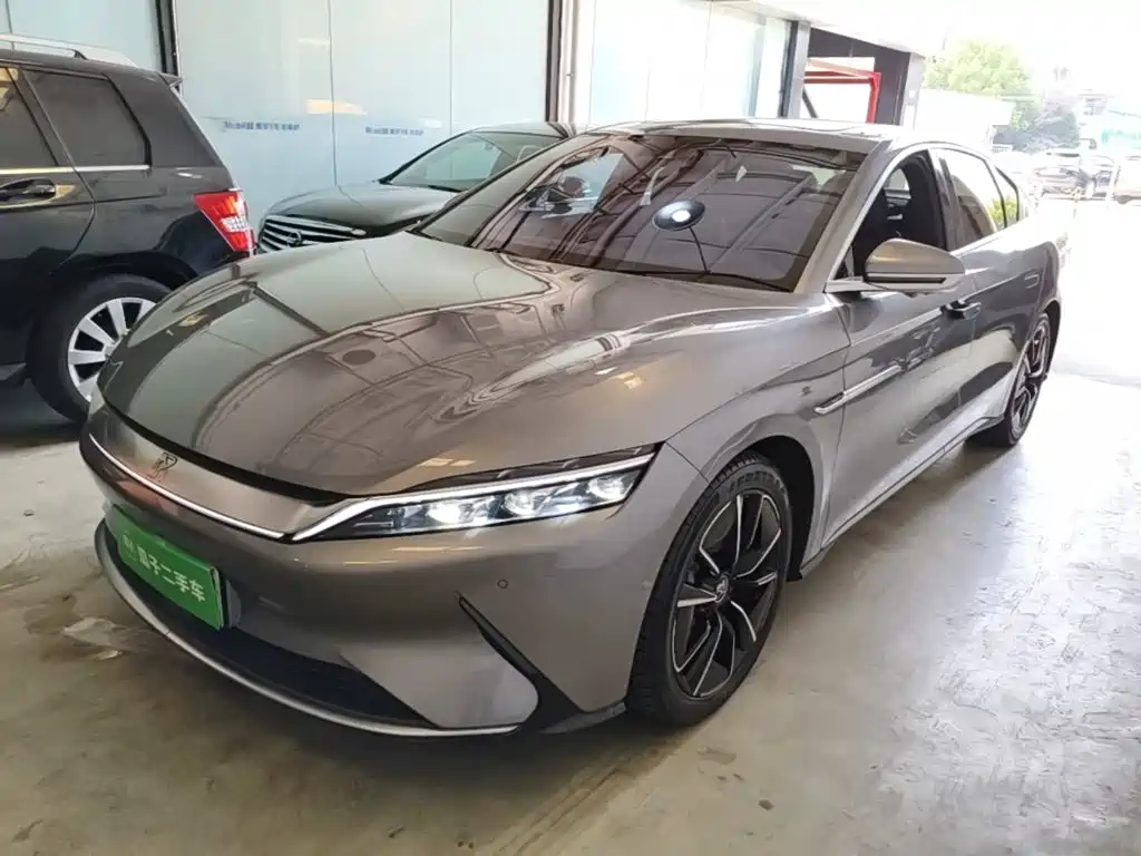 BYD Han — миниатюра 2