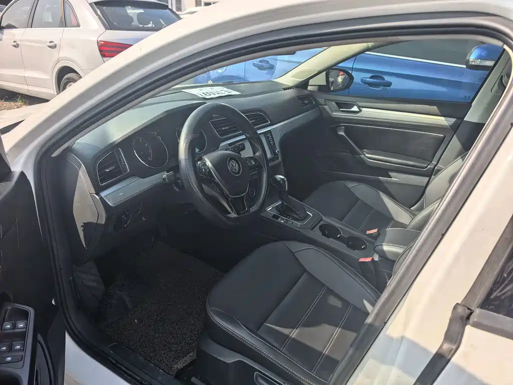 Volkswagen Lamando — миниатюра 4