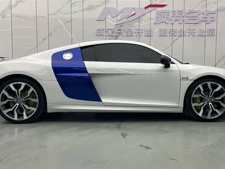 Audi R8 — миниатюра 5