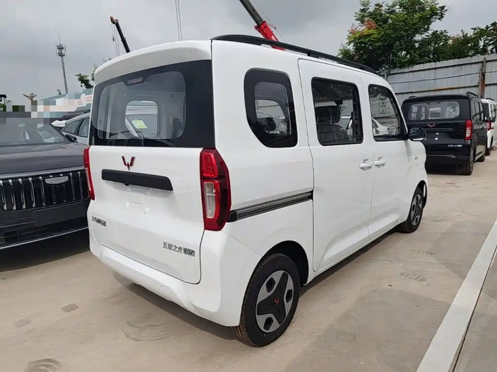 Wuling Zhiguang EV — миниатюра 7