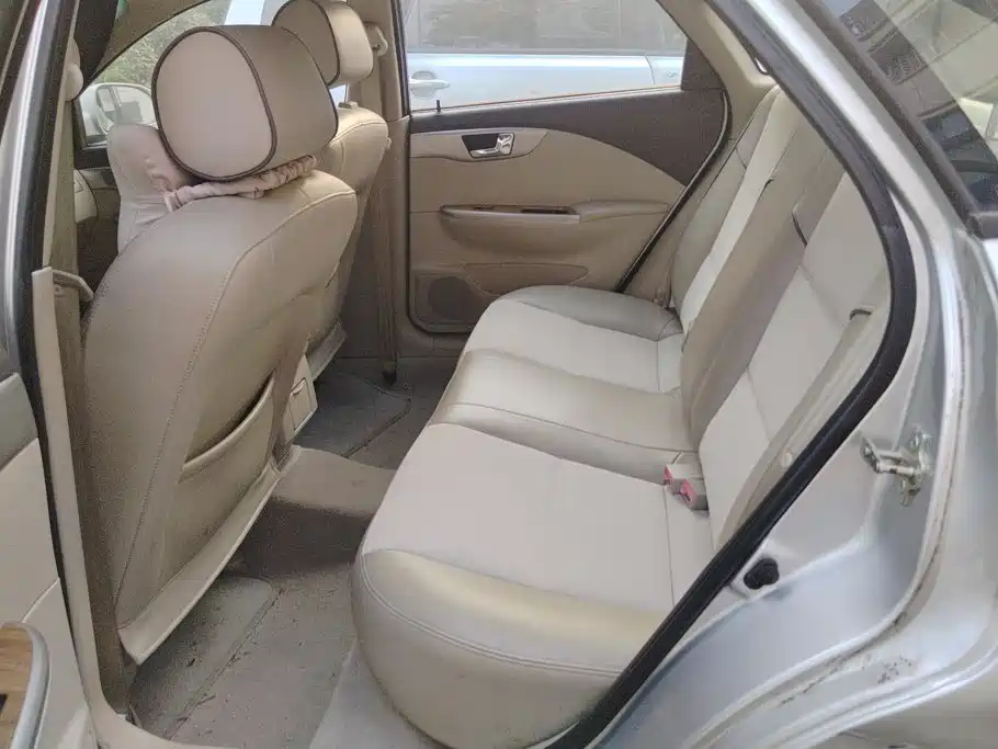 Buick Excelle — миниатюра 11
